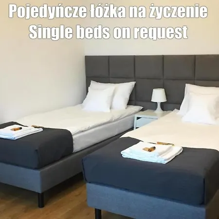 Vista Airport * ワルシャワ